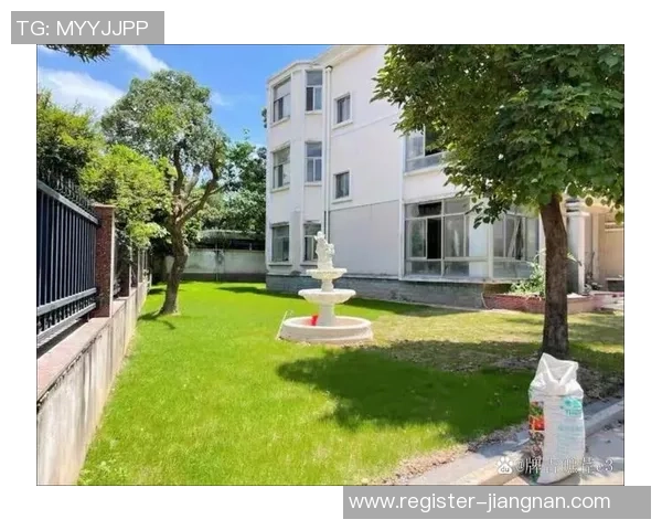 足球场别墅的奢华生活体验与运动激情的完美结合